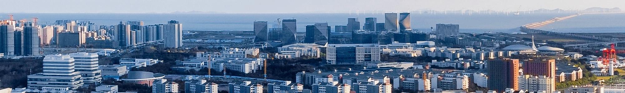 先后邀请国内外顶尖的研究型大学的教授